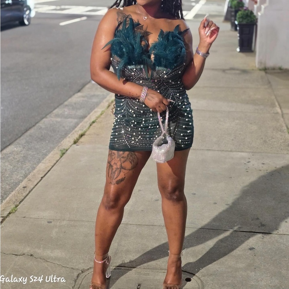 Show down. Glam dress